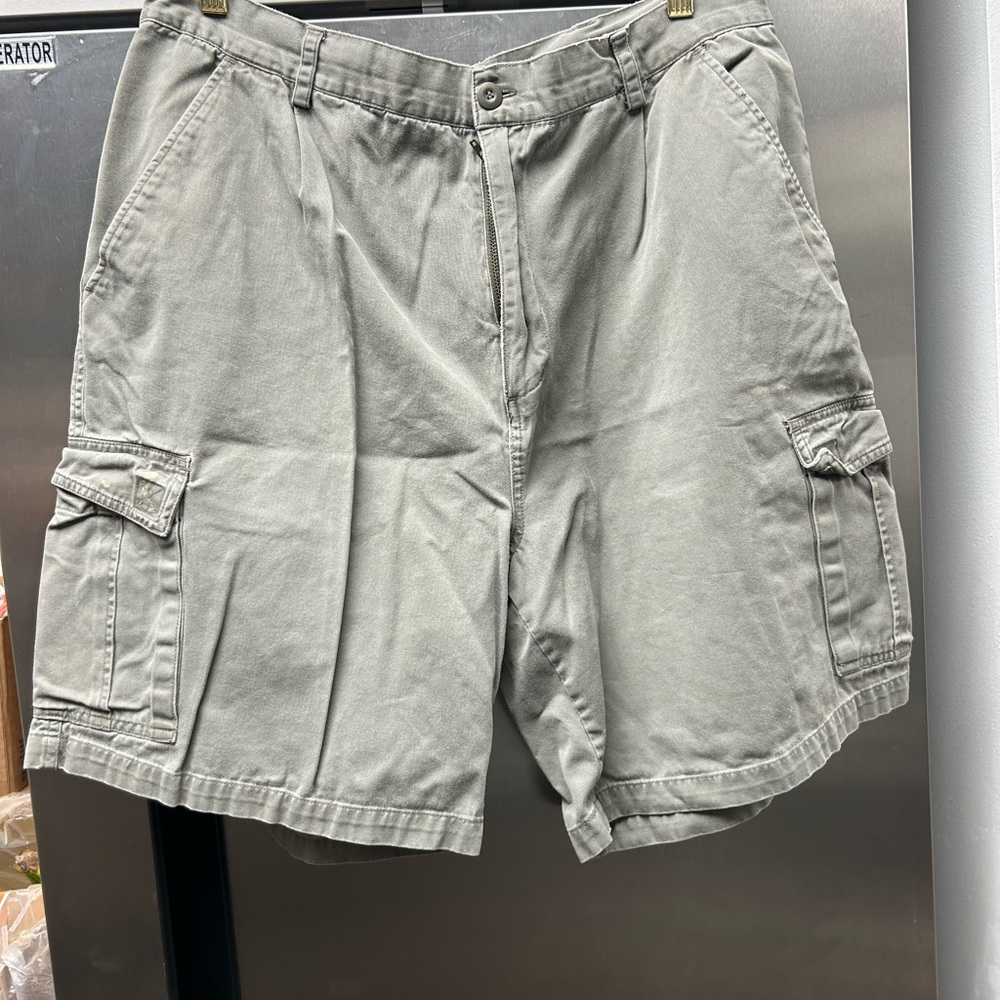 Shorts Green Cargo Shorts with Relaxed Fit and Belt Loops 38😁 100% cotton
